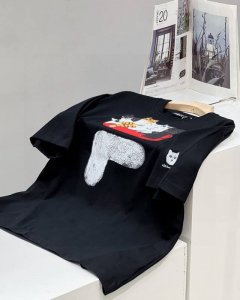 90 Fila斐乐五只猫动物主题休闲宽松男女款情侣款 短袖T恤 款号：C347 颜色: 黑色 白色 细节版本一比一复刻 重磅专柜最新款！走一波！绝对私房牛货！