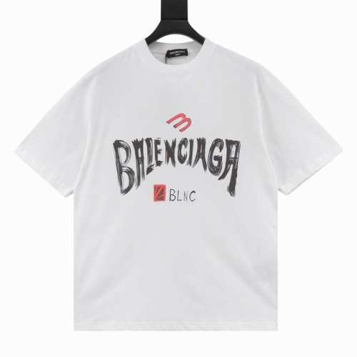 Balenciaga 巴黎世家 印花字母短袖T恤，纯棉洗水面料，洗水后300克重左右。柔软亲肤细腻。做工细致，厚度适中。男女同款，宽松版型，时尚减龄百搭。 颜色