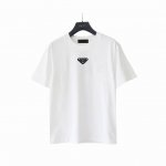 实拍细节图 +尺码表 Prada 普拉达 24Ss胸前三角标Logo短袖T桖 升级，灵感源自八十年代复古 原版面料 官方同款 短袖T恤 定制 同缸染面料已洗水