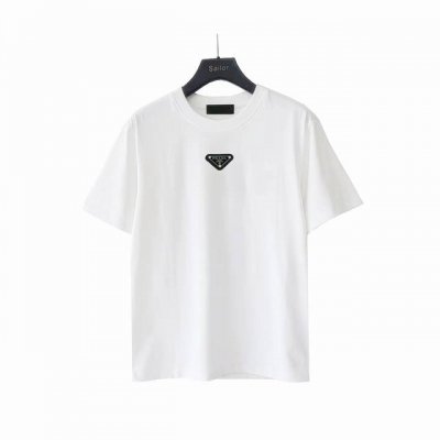 实拍细节图 +尺码表 Prada 普拉达 24Ss胸前三角标Logo短袖T桖 升级，灵感源自八十年代复古 原版面料 官方同款 短袖T恤 定制 同缸染面料已洗水