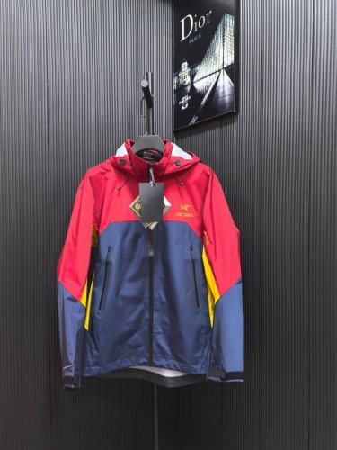 Arcteryx始祖鸟 Beta系列 Arcteryx X 松赞 联名款 Beta Ar Jacket 拼色硬壳夹克外套 Jacket-Men's始祖鸟户外防水
