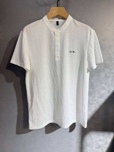 lp 诺悠翩雅 25Ss新款春夏短袖 最高版本客供亚麻棉面料 透气性好，舒适性强简单时尚款，配色超级好看！经典Logo的设计 简单大方的款式！满满的高级感，四季