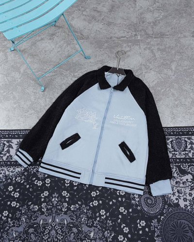 款M33 路易威登棒球服 顶级版本 Louis Vuitton 路易威登24春夏巴黎走秀王嘉尔同款珍珠烫钻毛呢拼接棒球服外套 全网独家 王炸棒球服 明年1月正式