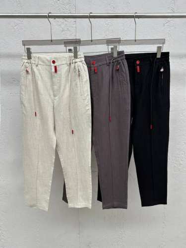 新品 高端洋行渠道货，顶级白金级臻品，原厂代工出品，2025春夏新品，独家售卖！Kiton奇顿男士高端亚麻混纺休闲裤 麻裤。被誉为时装手工界的典范，皇室贵族及精