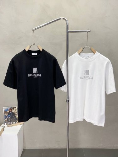 balenciga巴黎世家独家专供新款原单男士休闲短袖 高端定制 高端版本 时尚百搭爆款进口面料 手感超柔软细腻 穿着亲肤舒适 高端精品 代工厂P精细做工 上身