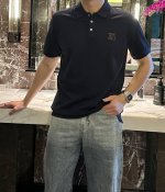 2025Ss夏季新款 H家男士 翻领T恤 胸前家图案 采用进口机高密度刺绣工艺，以经典H家橙色丝线勾勒出轮廓，将字母“H”与马头图案巧妙融合，绣线细密均匀，针法