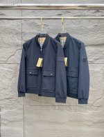 230 Burberry 巴宝莉24Ss新款商务休闲棒球领飞行员夹克外套 巴宝莉商务休闲防风防雨棒球服夹克，购入正品打版，面料与版型均对应原版，上身效果高级百搭