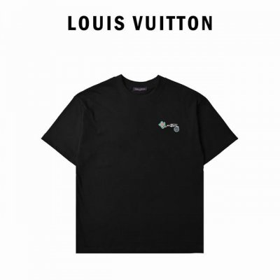 Louis Vuitton 路易威登 25Ss 花卉字母刺绣短袖T恤 面料采用280克纯棉双纱纯棉进口原版面料+260克配套螺纹, 其基础款单品属于驴家的经典王