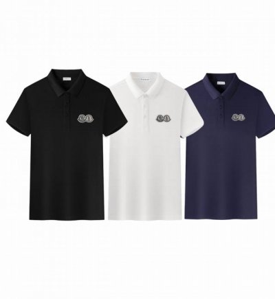 上新款号: M2006 Moncler 蒙口2025新款短袖翻领polo衫 定制：徽章绒标字母Logo 男女同款 采用定制丝光珠地棉面料 面料细腻舒适透气亲肤感