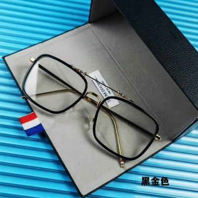 新品上市【 160】 Thom Borwne2021抗蓝光最帅眼睛—（三色可选） 【正品全套包装】 1：全身采用钛金属为主 2：抗蓝光防辐射，保护眼睛，看手机