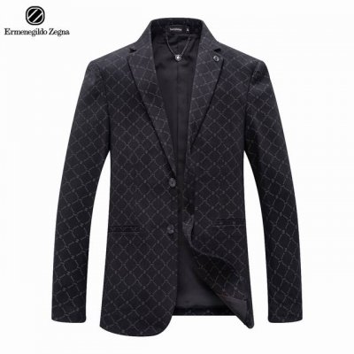 高版本 杰尼亚 2025Ss欧洲专柜主打系列。男士修身西服 ，采用进口高端面料 ，面料超级牛逼上身潇洒大气 ，贵气十足！男神必备码数:M-Xxxl 下单请报身高