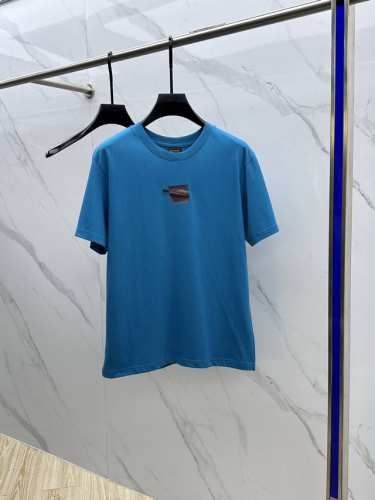 Balenciaga*巴黎 2025春夏新款首发专柜最新款短袖圆领T恤 高端订制 设计前卫时尚！品牌Logo重工艺设计 高端定制长绒棉面料.手感柔软.穿着舒适.