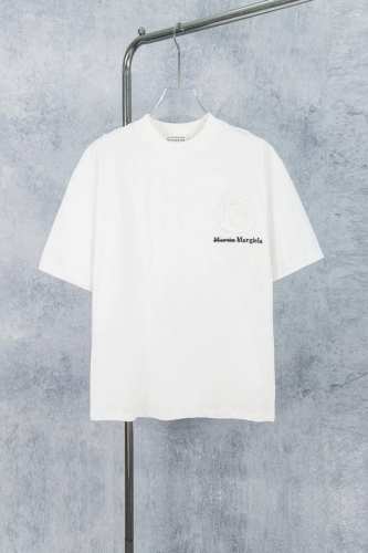 款号：M016# Maison Martin Margiela 梅森马吉拉25Ss 印花刺绣款短袖T恤 Yb一比一开发 100%棉 采用订色订染毛圈纯棉衣面，2