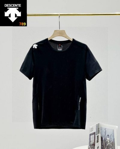 高端品质 自带冰感 迪家短袖T恤 速干冰爽 锦纶天丝网孔面料爽滑 舒适 透气 不贴身 ！不变形 经久耐穿 夏季必备爆款！高端品质秒杀低端货 商务休闲皆可！渐变透
