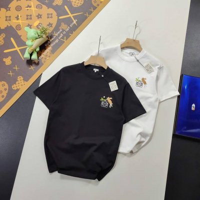 尺码S-Xl顶级复刻 Loewe 罗意威 2025夏装新款卡通兔子刺绣休闲圆领短袖T恤 购入原版开模打造，全套定制辅料，细节决定成败。 Loewe罗意威创立于1