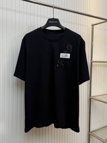 mm6 马吉拉 25Ss小众设计美式复古做旧胶带印花圆领短袖T恤 Size：S M L