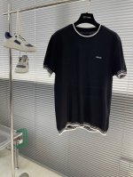 prad 25Ss春夏新款T桖，饰以刺绣prad徽标。珠地棉材质和罗纹针织饰边 平添运动风范。 码数：48-56 M-3Xl