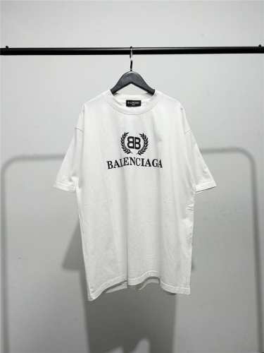 高版本，质量很好！原版包装，2025年新款巴黎世家 Balenciaga男女同款麦穗印花短袖T恤！经典款非常好看！ 此款尺码偏大，最小Xs穿到145斤左右！最大