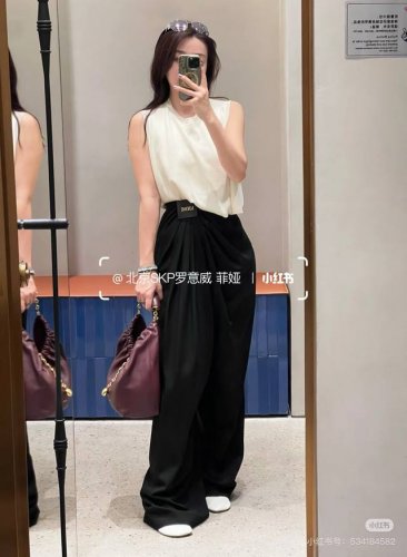 款号D25042430 Loew*新款 时尚个性设计捏褶皮牌Logo侧拉链时尚百搭休闲长裤！咖色、黑色、 M码：腰围74，臀围92，裤长106