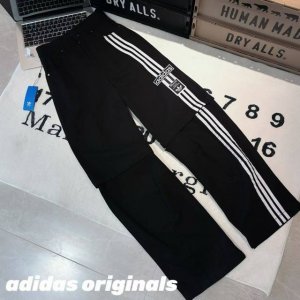 拿货 -Adidas三叶草可拆卸长裤 短裤 一裤两穿 宋雨琦同款 男女同款 -面料：采用原版一比一丹宁面料，还原度百分99以上！ -辅料：原版拆解开发，一比一定