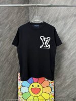 Lv 前后大标针织圆领短袖 Louisvuitton官网Zp同步新款针织 面料采用仿羊绒精品针织毛线面料 同缸定织定染原版面料 进口机器前后大标缝制拼接 内里包