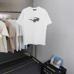礼盒装 款号Y25码数Xs-S-M-L官网品质 Louis Vuitton*路易威登 Lv 25Ss 眼镜墨镜白墨印花短袖T恤 采用原板独家定制280克32支双