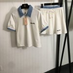 款号20252015 Miumi*新款套装，简约Logo刺绣polo领短袖T恤上衣+格子拼接松紧腰短半裙，白色，黑色，Sml， M码；肩宽37，胸围92，袖长2