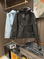 p430 Arc’Teryx始祖鸟Beta Lt Gore-Tex Jacket-Men‘S户外防水冲锋衣 鸟风衣 夹克外套。 压胶工艺 整衣3D立体仿生学设计