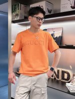 gucci古驰独家专供新款原单男士休闲短袖 高端定制 高版本 时尚百搭爆款进口面料 手感超柔软细腻 穿着亲肤舒适 高端精品 代工厂P精细做工 上身非常赞 男士必