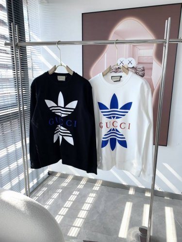 Gucci 古驰 秋冬全新系列卫衣，非常时髦前卫的一款男女同款长袖卫衣，，高品质数码印花图案工艺！品牌多年的设计理念！经典款式，时髦高级潮流奢华，客供进口100