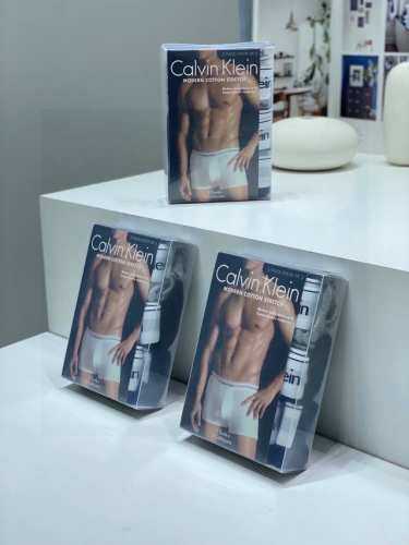 70 【Ck摩登引力带】一盒三条装 贸易公司订单追加500盒卖完无补，独家福利…明星同款！2024年Ck新品发布某东在售款800，Ck内裤今年的旗舰款式！！ 御