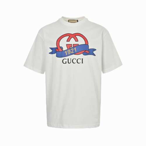 Gucci 古驰 23Ss 1921字母Logo印花短袖 新款1921字母Logot恤，定制定染高克重原版面料，双纱纯棉面料，1-1工艺制作，宽松Oversiz