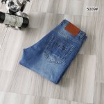 2025 Bosd 春夏爆款 p250 尺码：29-40 介绍：高端牛仔裤 顶级设计 高品质五金辅料 进口面料 弹力舒适 质量保证，