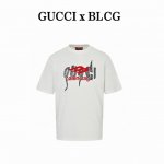 Gucci & Balenciaga 字母印花植绒短袖 古驰 巴黎世家联名短袖工艺说明：面料采用300克重磅洗水纯棉，特定重磅21S精棉平纹针织面料搭配32S+