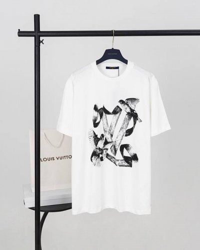 顶级版本.官网品质 Louis Vuitton*路易威登 Lv 白鸽印花短袖T恤 采用原板独家定制260克32支双莎纯棉面料 质感非常柔软舒服 100%区别市场