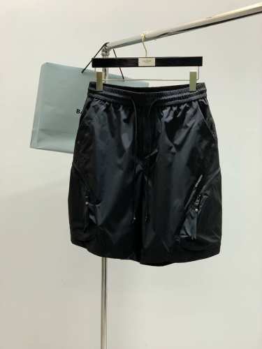 Balenciaga 巴黎世家，2025夏季最新品，专柜同步有售，原单狠货，时尚休闲短裤，进口原版水洗弹力面料，舒适有弹性，顶级刺绣工艺字母图案Logo，原版五