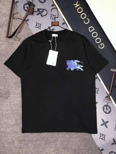 P110 Burberry 25S夏款 颜色 黑色 白色 尺码 S M L Xl 前战马重影Logo印花 280G精梳紧密棉 高品质 男女同款