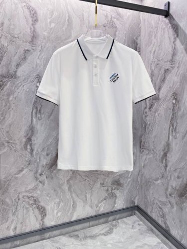 A26-Lv 商务休闲通勤款,渠道精品唯美主义的英式裁剪艺术尽显男士魅力风采. 25春夏 专属标识polo衫短袖T恤 经典的翻领裁剪工艺从未停止.既不单调也不复