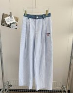 品名：* 春夏新品拼接条纹休闲裤 尺码：S.M.L 颜色：蓝条纹 好好看！！！竖条纹超级显瘦，蓝白条纹配色也是很清爽！春夏穿太松弛啦，又爆了条很春夏的神裤！！牛