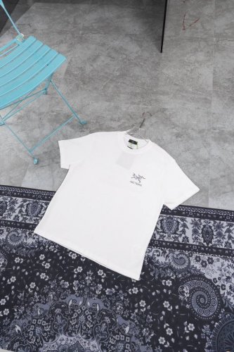 款M275 始祖鸟短袖 Arctertx 始祖鸟 春夏新款前后Logo印花短袖T恤 印花很有质感，高品质，男女同款！ 原版定制辅料 吊牌 包装袋 贴纸 洗水唛