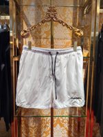 2630沙滩裤 ss新款速干短裤 经典大爆款Dg签名刺绣 四分裤长 五金辅料全部定制 夏天出游必备 颜色白色 黑色 码数46 48 50 52