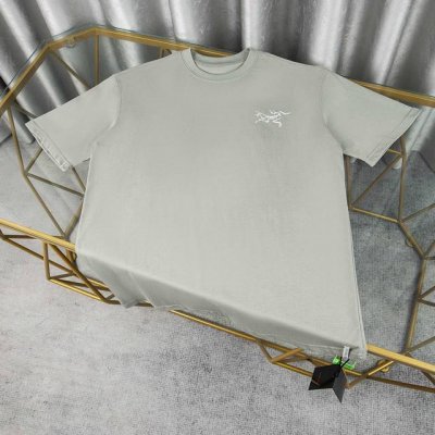 Ayc Teryx 始祖鸟] 2025Fw短袖T恤 前面小鸟字母Logo高级印花 高端32S双纱280克面料 重磅面料 定制拉架罗纹同缸同染 三标齐全 男女同款