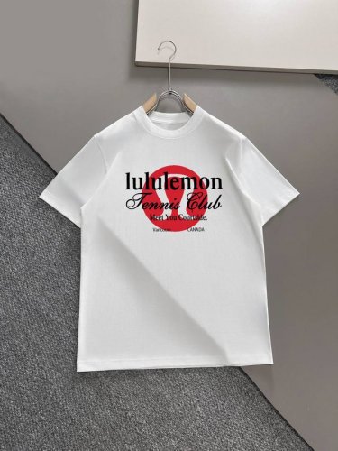 露露。。Lulu新款字母印花双层重工短袖T桖 字母图案不管是T桖还是卫衣都是每年的爆款单品 前幅大面积印花采用大康丽数码印花机直喷 成本极高 经过多次的调试打版