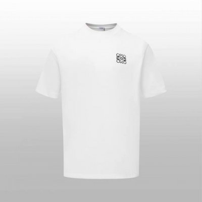 顶级版本 区别通货 Loewe刺绣Logo短袖 颜色：白色 尺码：Xs S M L 辅料: 全套定制辅料 版型：宽松 无性别区分 男女同款