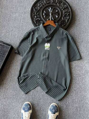 顶级商场新品！ 人气爆款！prada 普拉达专柜新品冰氧无痕短袖衬衫！恒隆在售万元级，款号：6504 prada家今年最新一体色织冰氧液氨锦棉面料！表层做了3D