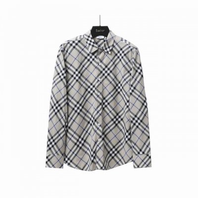 实拍细节图+尺码表 Burberry 巴宝莉 新款格子斜纹对格长袖条纹衬衫 面料采用100%纯棉格纹原版定制面料 面料属性舒适 透气 水感柔软 色织格纹纹路清晰