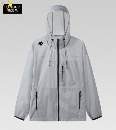 供 Descente 迪桑特夏 专柜新款连帽冰丝顶级 防晒服 皮肤衣夏日出行必备 轻薄冲锋衣 防晒皮肤衣！男女同款 户外通勤的良好选择，轻薄便捷！面料真的很高级