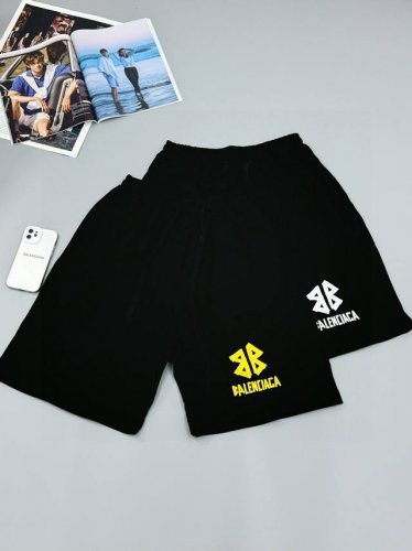 Balenciag巴黎世家Blcgbb黄色胶带印花五分裤短裤 巴黎世家 炒雪花胶带印花短裤 b家爆火的胶带印花 同款短袖也有 夏天缺一不可的中性短裤 男女款无性