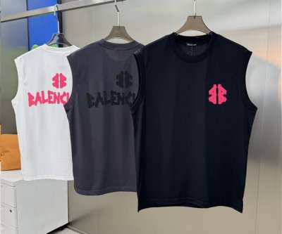 balenciag*巴黎世*25S新款冰棉背心男女同款推荐！采用新品240G纯棉冰感面料，柔软舒适.透气吸汗.上身舒适.轻松驾驭......胸前采用撞色色彩搭配