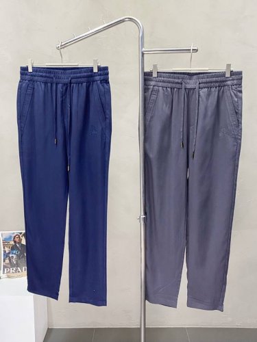 lp-Loro Piana 诺悠翩雅独家专供新款春夏休闲裤 高端版本！专柜定制面料 透气舒适度高，细节无可挑剔，品牌元素设计理念，体现高品质。手感细腻柔软！呈现